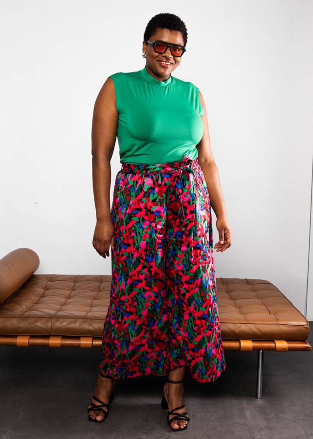 Bundfaltenhose Héloïse - Midnight Dancing Flower von Blutsgeschwister