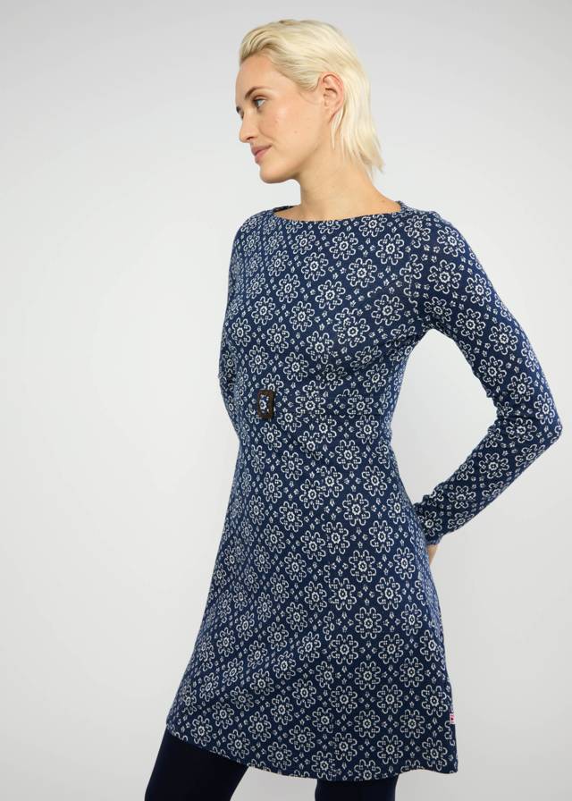 Herbstkleid California Calling - Alpine Rose Jacquard von Blutsgeschwister