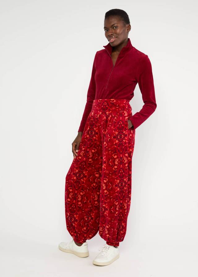 Jogginghose Velvet Merry Moments - Red Carpet Feelings von Blutsgeschwister
