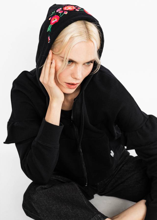 Kapuzenjacke Ruffle Rebel - Back To Black von Blutsgeschwister