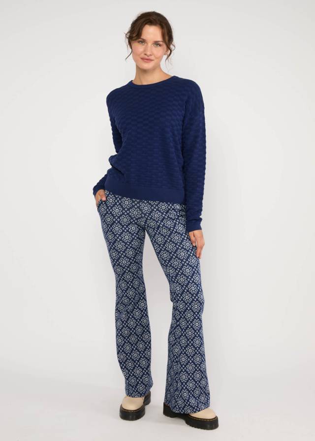 Schlaghose On a Winters Day Flared - Alpine Rose Jacquard von Blutsgeschwister